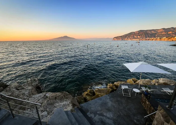 Marina Grande Villa